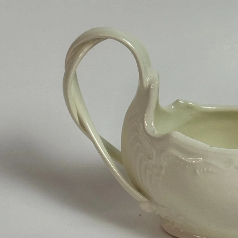 Leedsware Creamware Gravy Boat Leeds Pottery England Cream Embossed Sauce 6.5